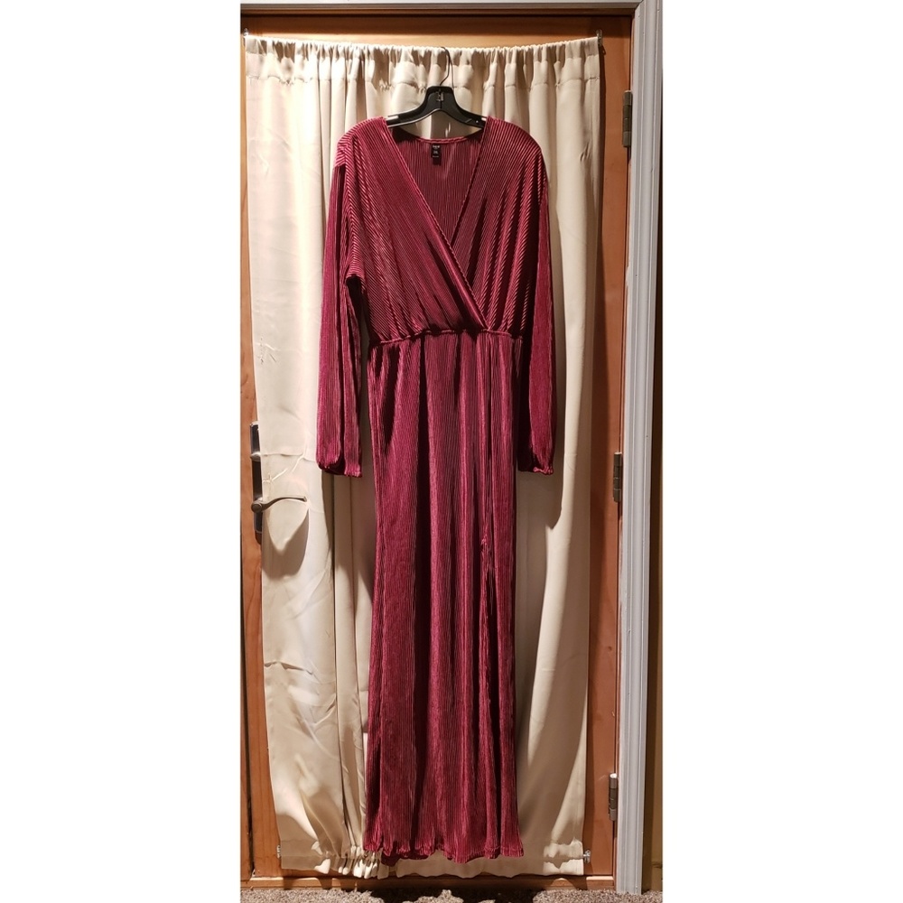 Floor length pleated Dress